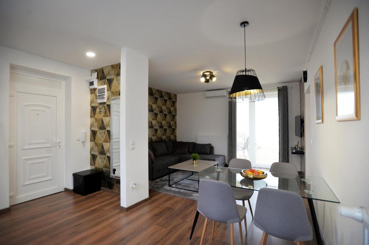 One Luxury Suites Eger Eksteriør bilde